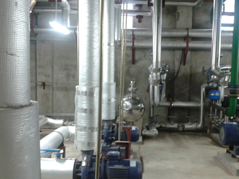 星河國際假日酒店中央空調(diào)、熱水項(xiàng)目圖片3