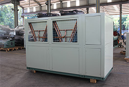 夏季到了，“宏星”牌風(fēng)冷螺桿冷水機組投入量產(chǎn)