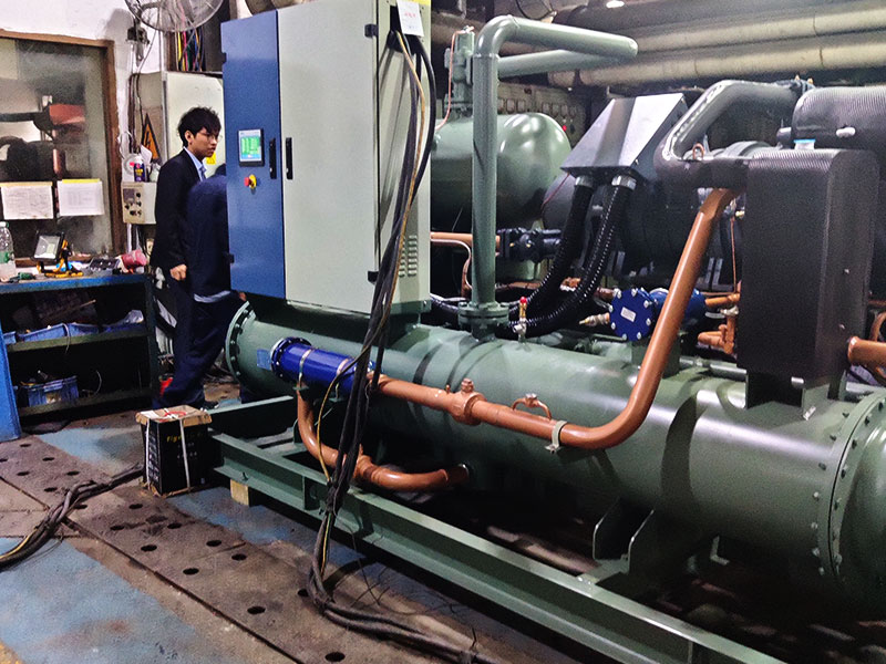 水冷式工業(yè)冷水機組冬天怎么防凍？ 